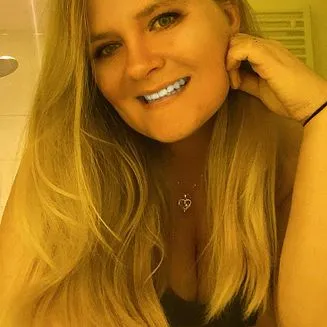 VivianMae