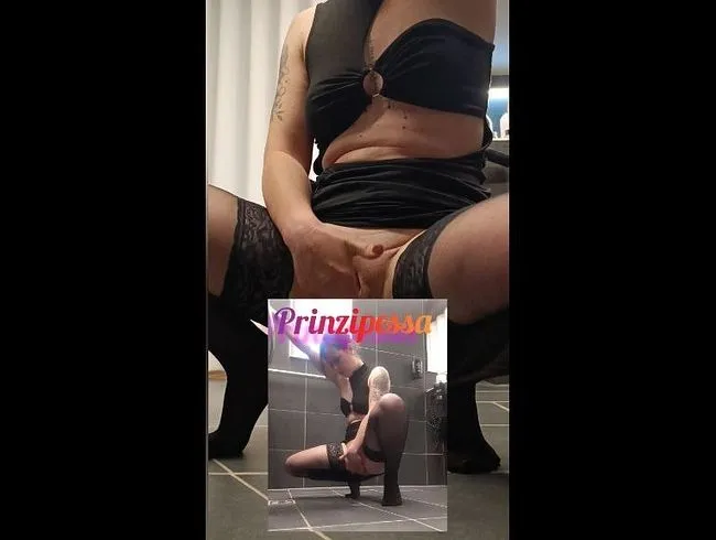 2 Ansichten! PissiPessa in Pisslaune! Dann gehen wir mal in die Hocke!